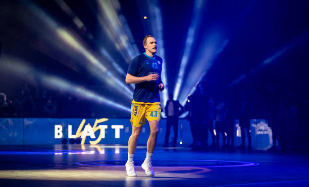 帮助球队打 帮助球队打