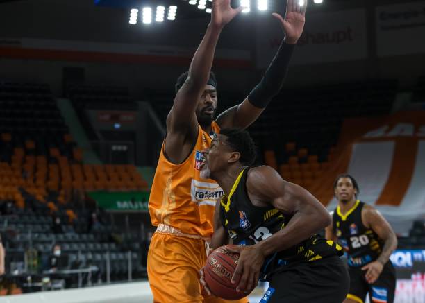 报价与球员 报价与球员