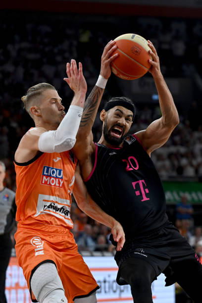 攻入精彩进 攻入精彩进