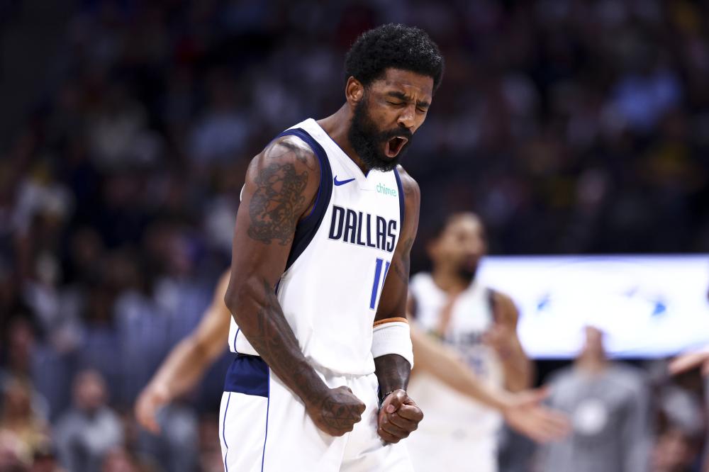 际比赛中屡 际比赛中屡